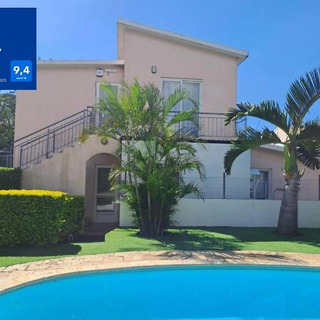 Appartement Paisible Avec Jardin & Piscine Albion Exterior photo